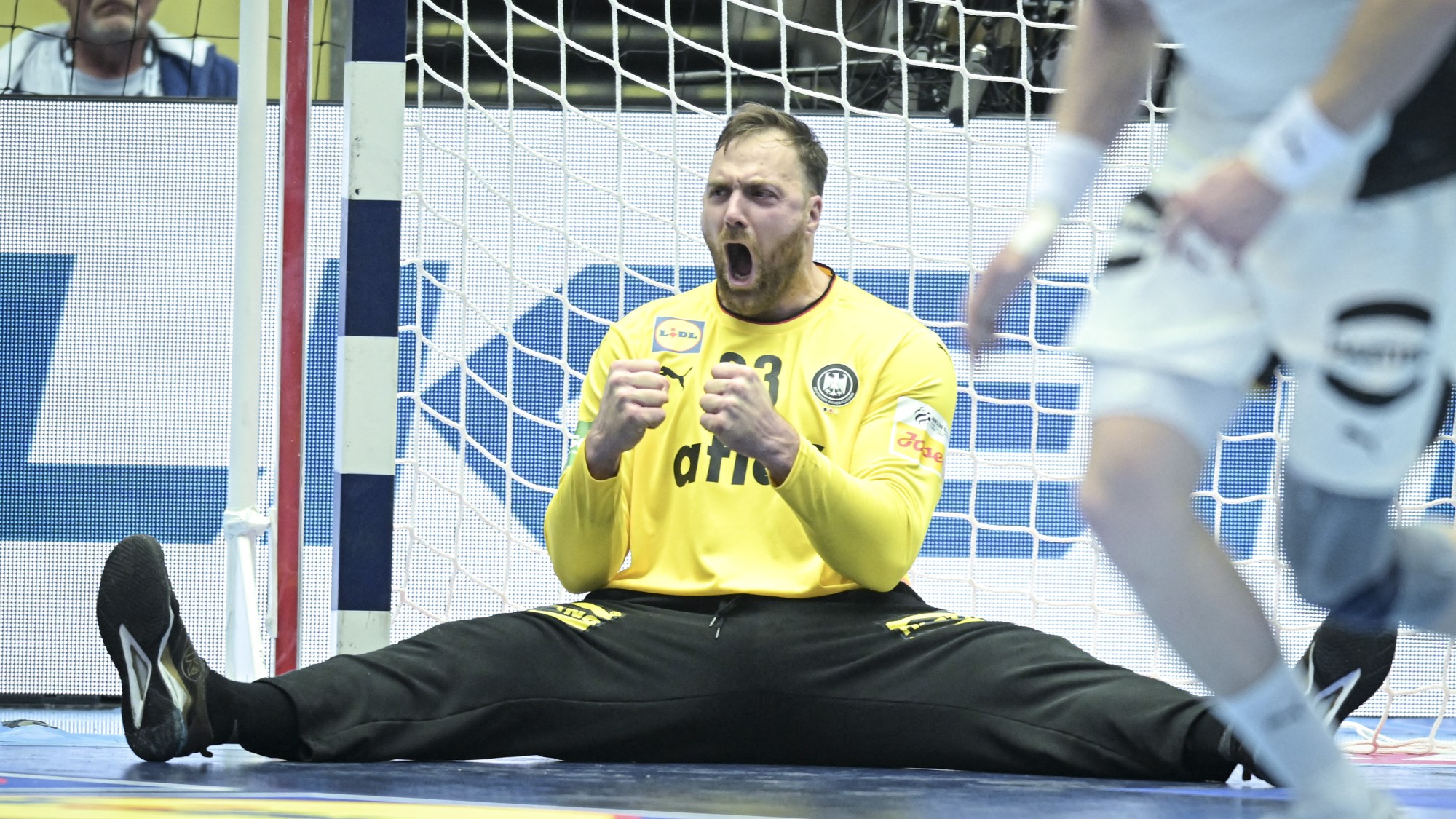 Andreas Wolff, a német kézilabda-válogatott kapusa az Ausztria elleni Európa-bajnoki mérkőzésen.