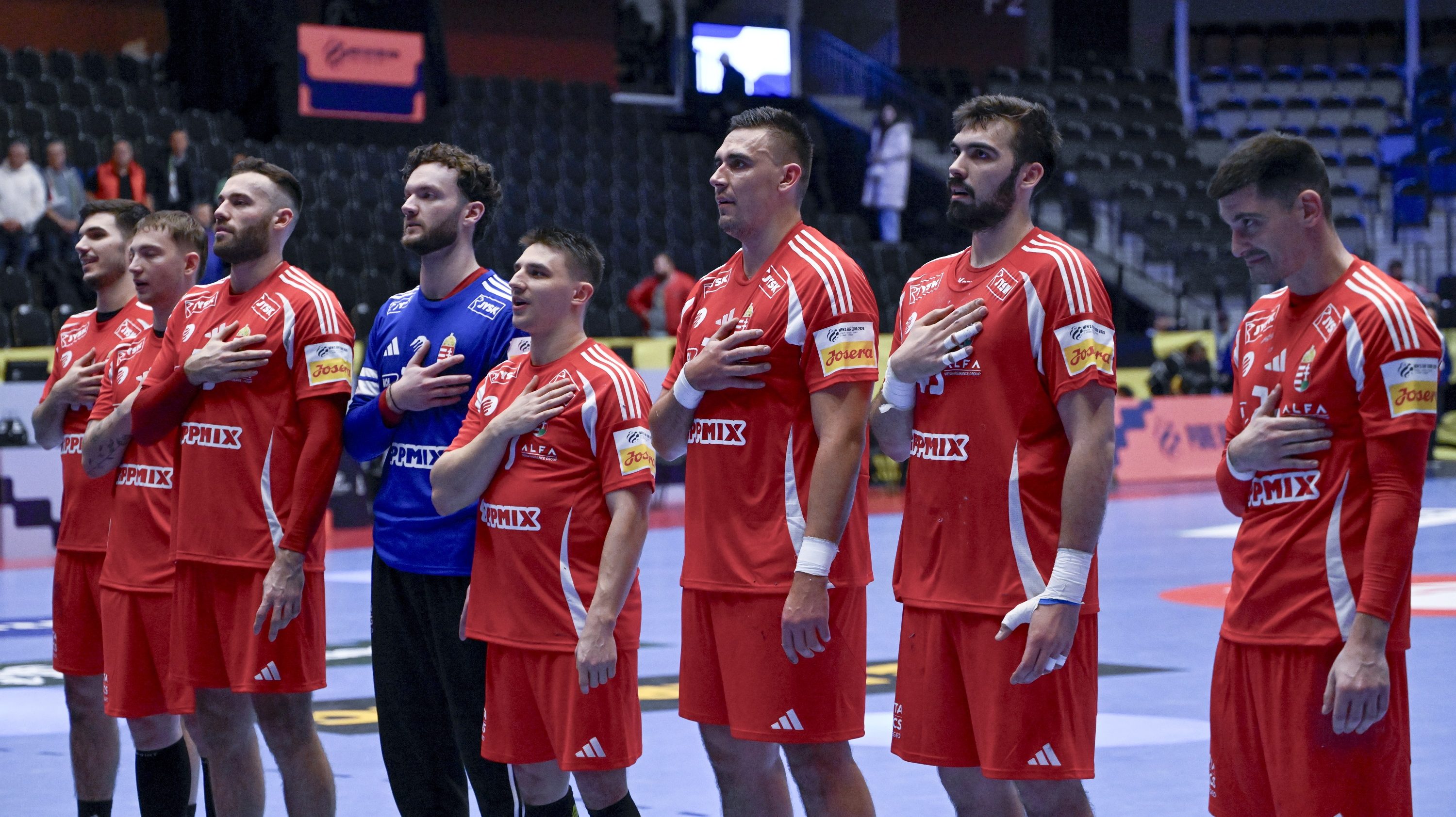 Magyar kézilabda-válogatott.