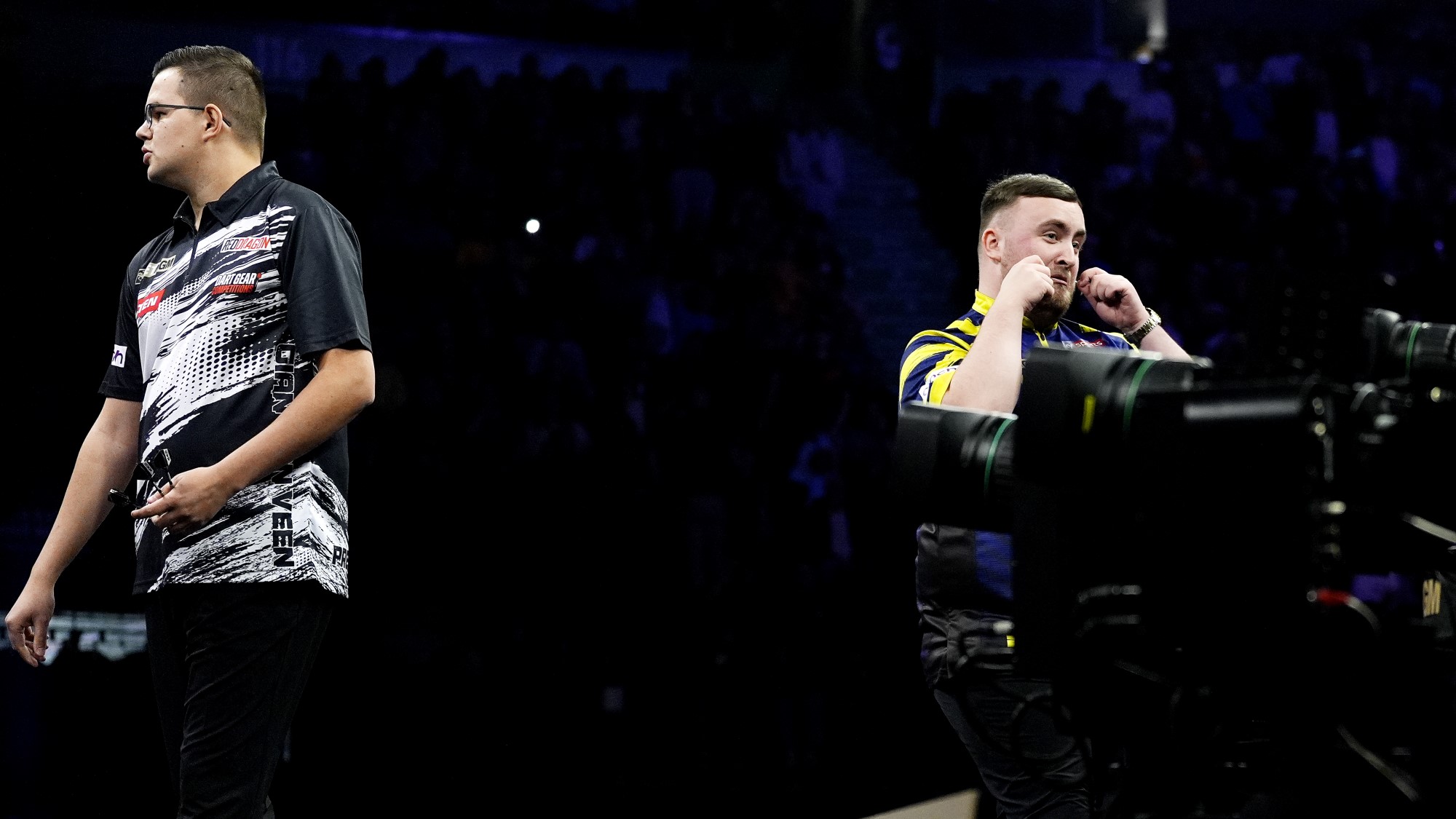 darts premier league luke littler gian van veen incidens