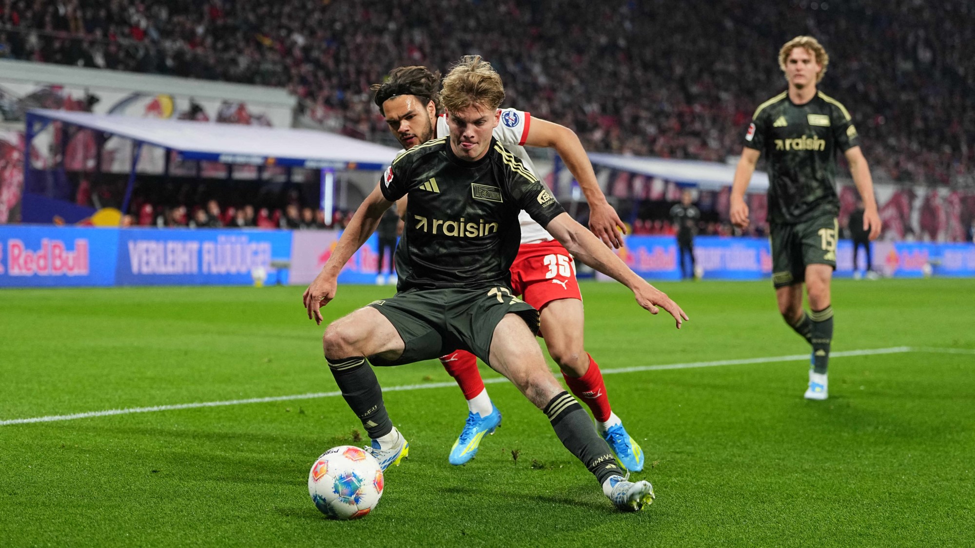 Schäfer András, az Union Berlin magyar középpályása az RB Leipzig elleni bajnokin.