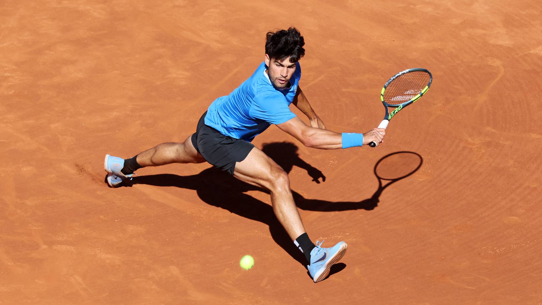 Carlos Alcaraz competes against Otto Virtanen during the round of 32 match on Day Two of the Barcelona Open Banc Sabadell 73rd Conde de Godo Trophy at Real Club de Tenis Barcelona 1899 in Barcelona, Spain, on April 14, 2026. (Photo by Joan Valls/Urbanandsport/NurPhoto)