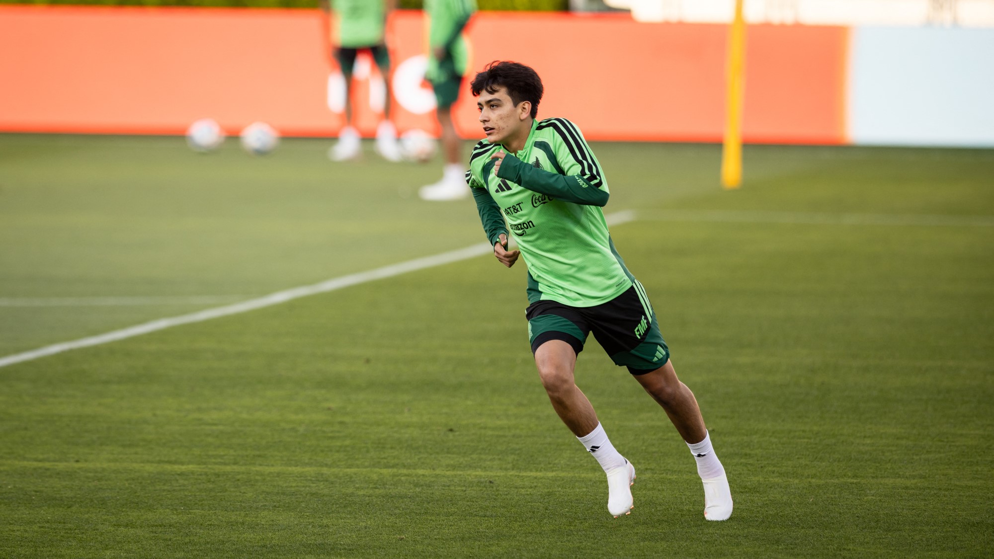 gilberto mora foci vb legfiatalabb játékosa mexikói válogatott