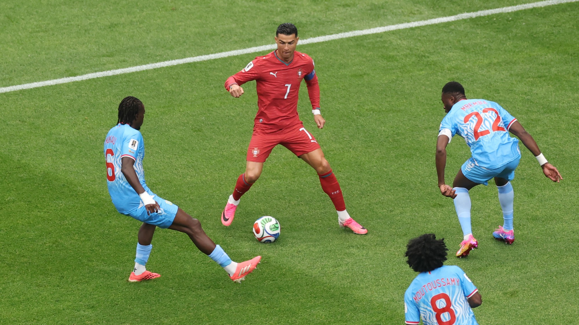 Cristiano Ronaldo a kongóiak elleni mérkőzésen.