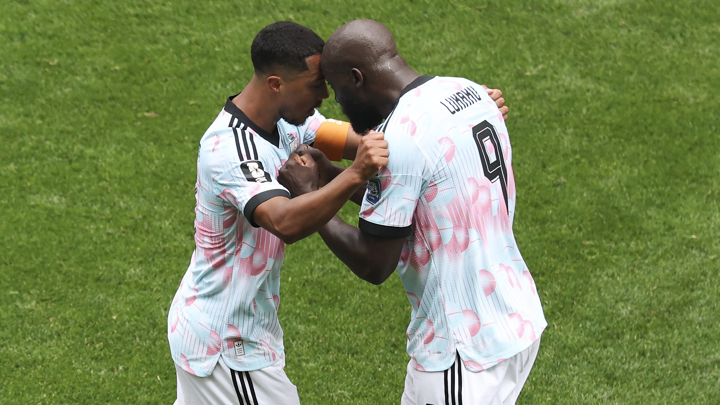 Youri Tielemans és Romelu Lukaku Szenegál ellen.