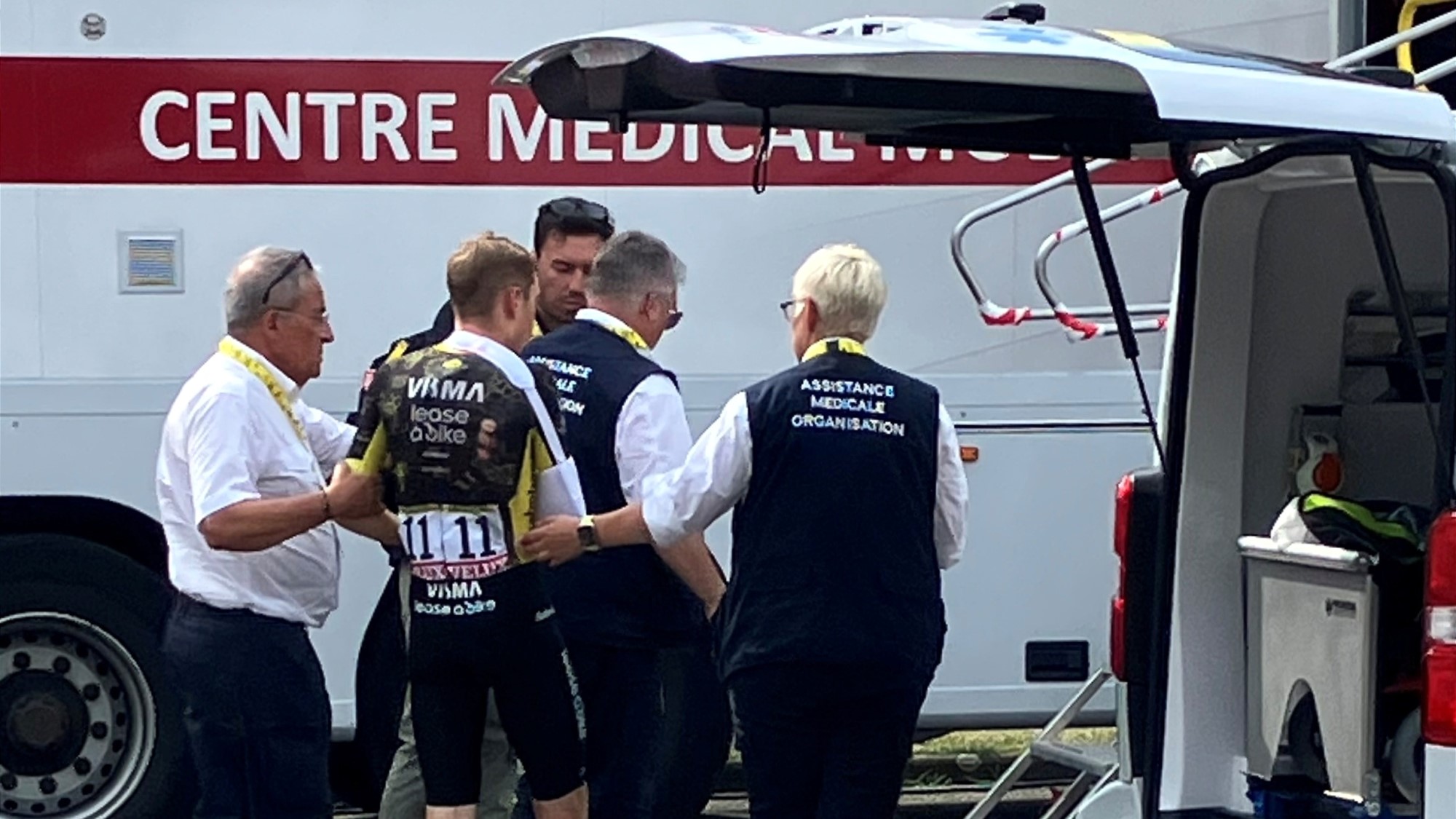 tour de france 15. szakasz jonas vingegaard bukott feladta