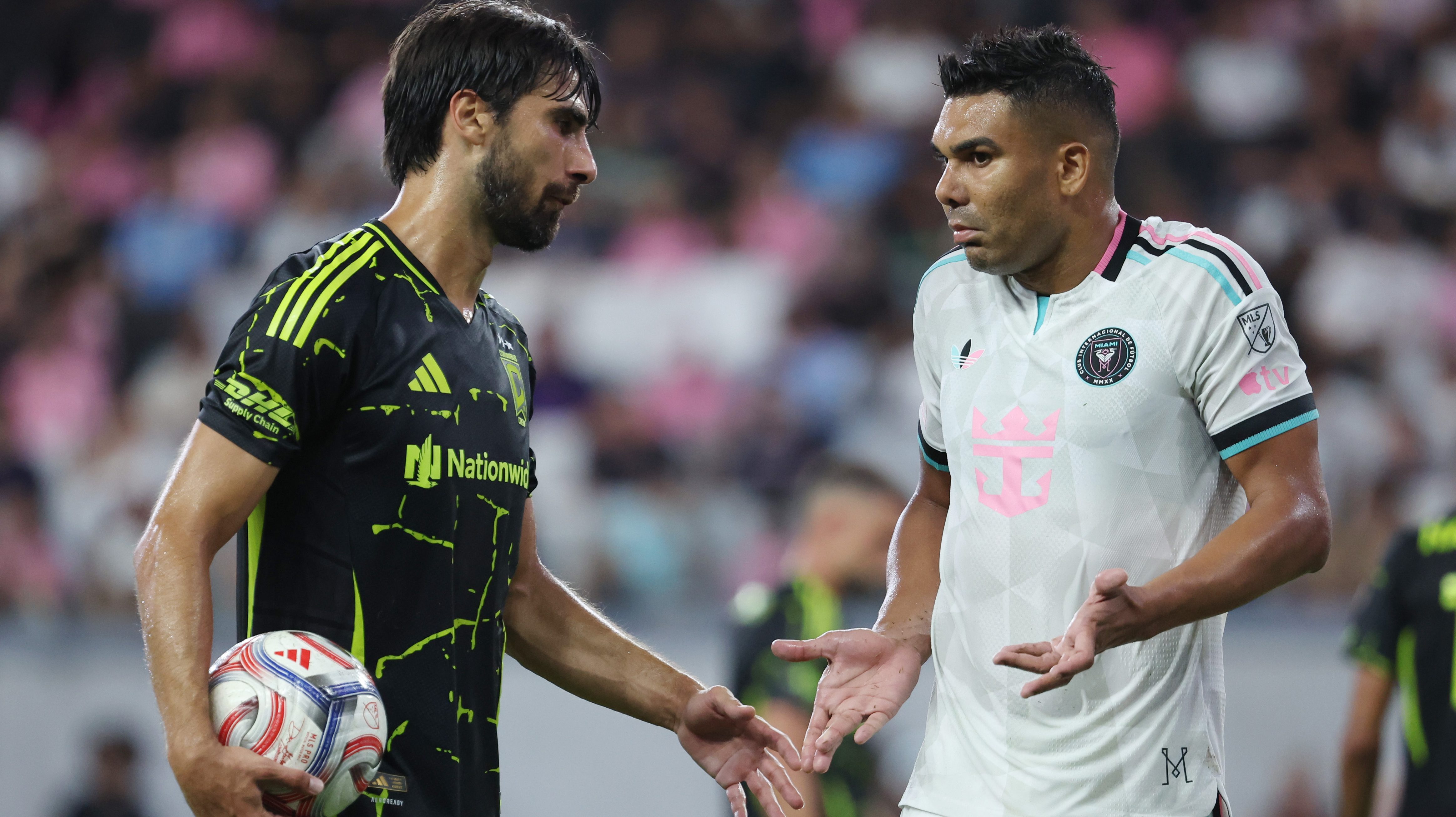 André Gomes és Casemiro.