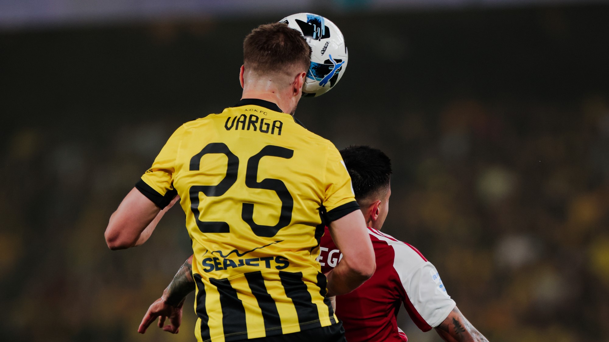 Varga Barnabás csere volt az AEK Athénban.