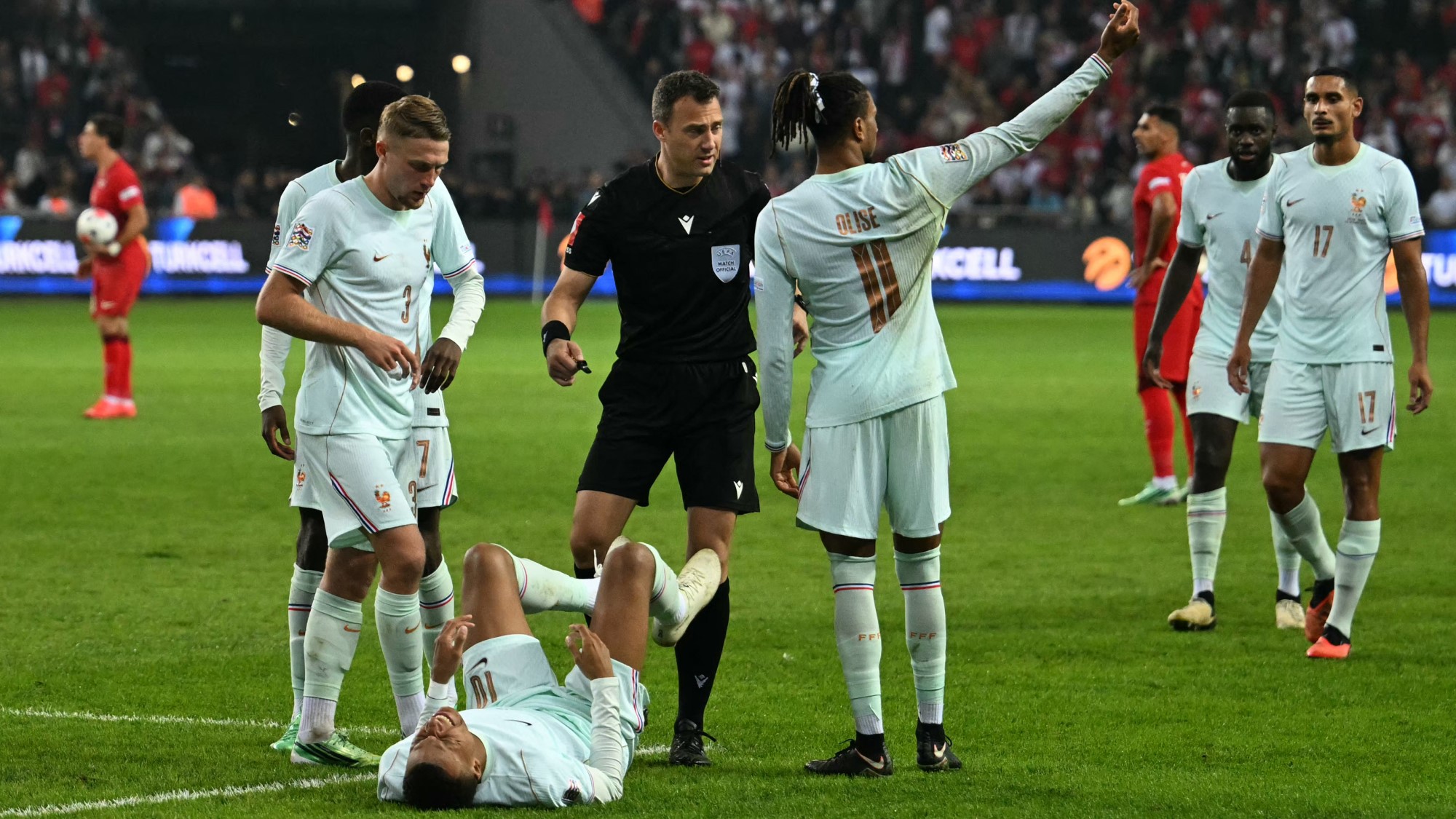 kylian mbappé térdsérülés diagnózis francia válogatott real madrid