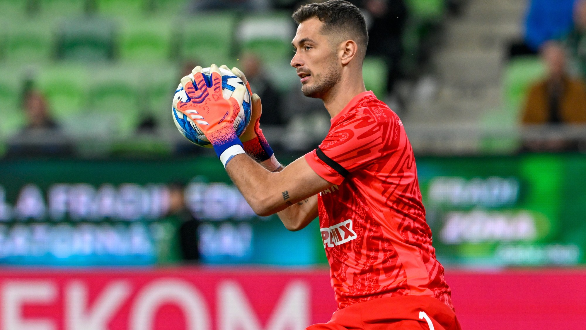 Demjén Patrik, az MTK játékosa a labdarúgó Fizz Liga 12. fordulójában a Ferencvárosi TC - MTK Budapest mérkőzésen a Groupama Arénában 2025. november 1-jén.