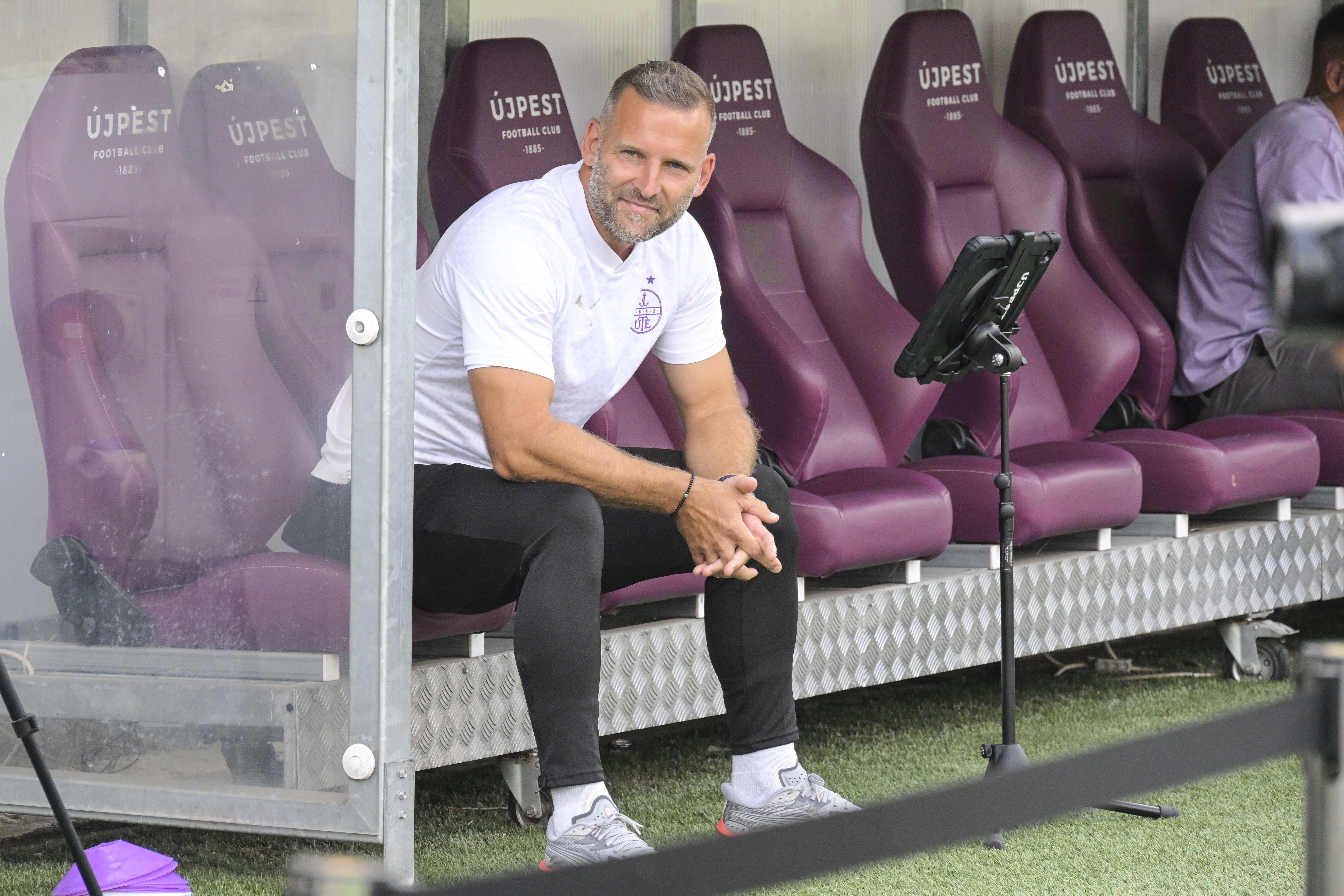 Szélesi Zoltán, az Újpest vezetőedzője a labdarúgó OTP Bank Liga 2. fordulójában játszott Újpest FC - Debreceni VSC mérkőzésen a Szusza Ferenc Stadionban 2026. augusztus 2-án.