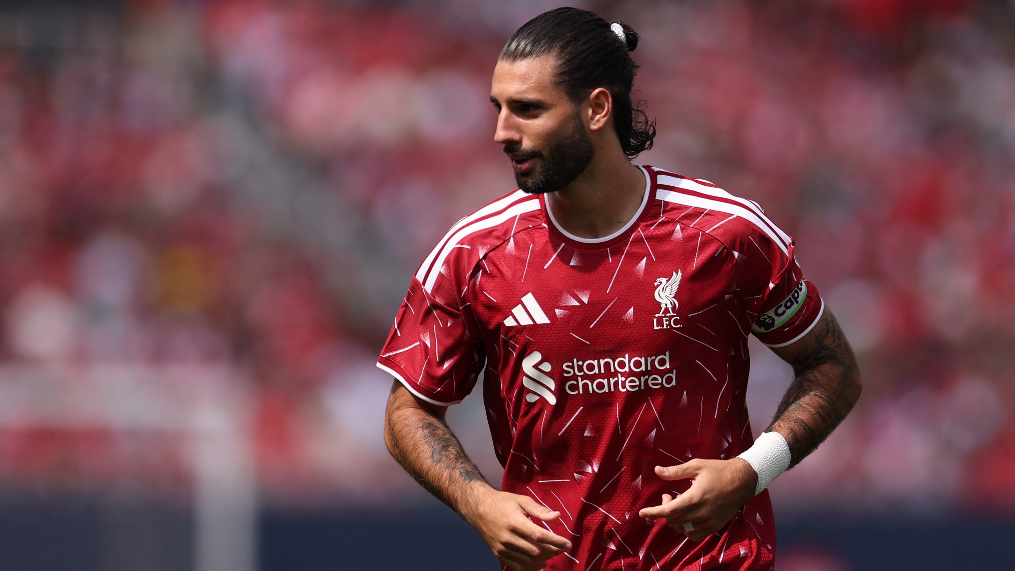 17 év után cserél mezszponzort a Liverpool.