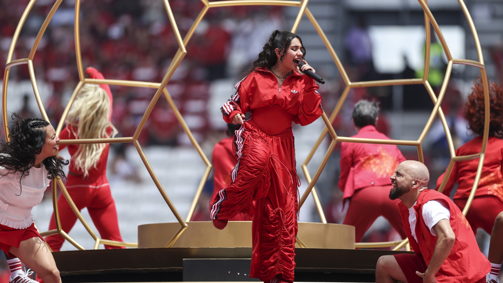 hímnuszbaki elfelejtette a szöveget alessia cara kanada peru felkészülési meccs