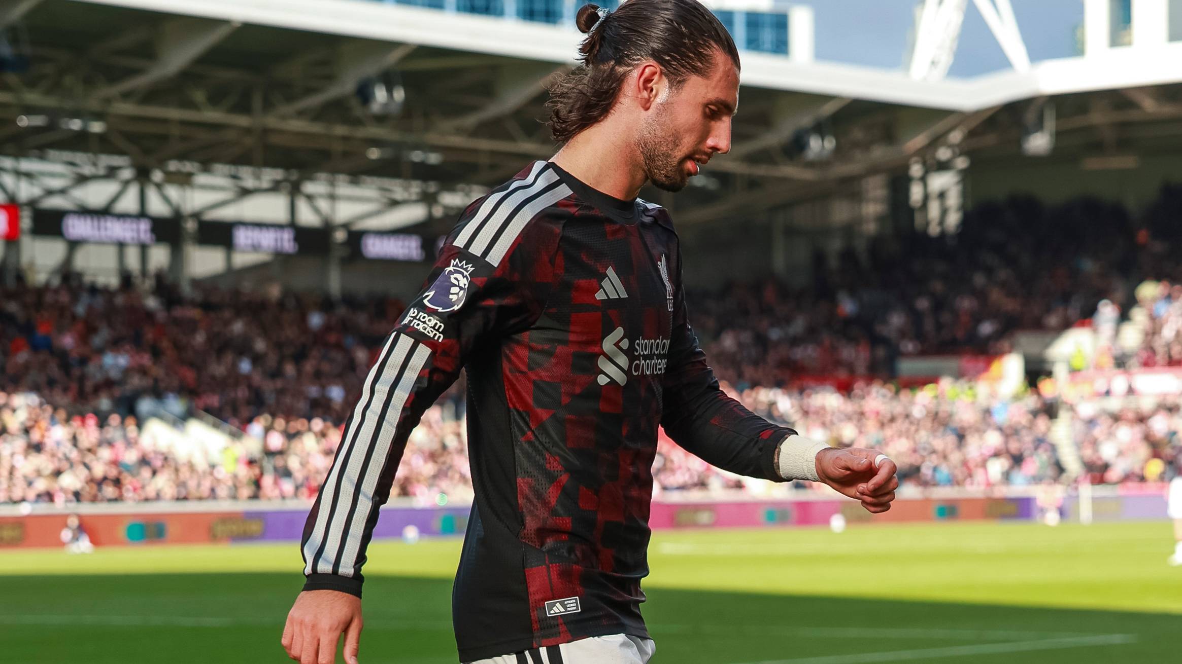 BRENTFORD, ENGLAND - OCTOBER 17: Dominik Szoboszlai of Liverpool during the Premier League 2026/27 match between Brentford and Liverpool FC at Gtech Community Stadium on October 17, 2026 in Brentford, England. (Photo by Liverpool FC/Liverpool FC via Getty Images)