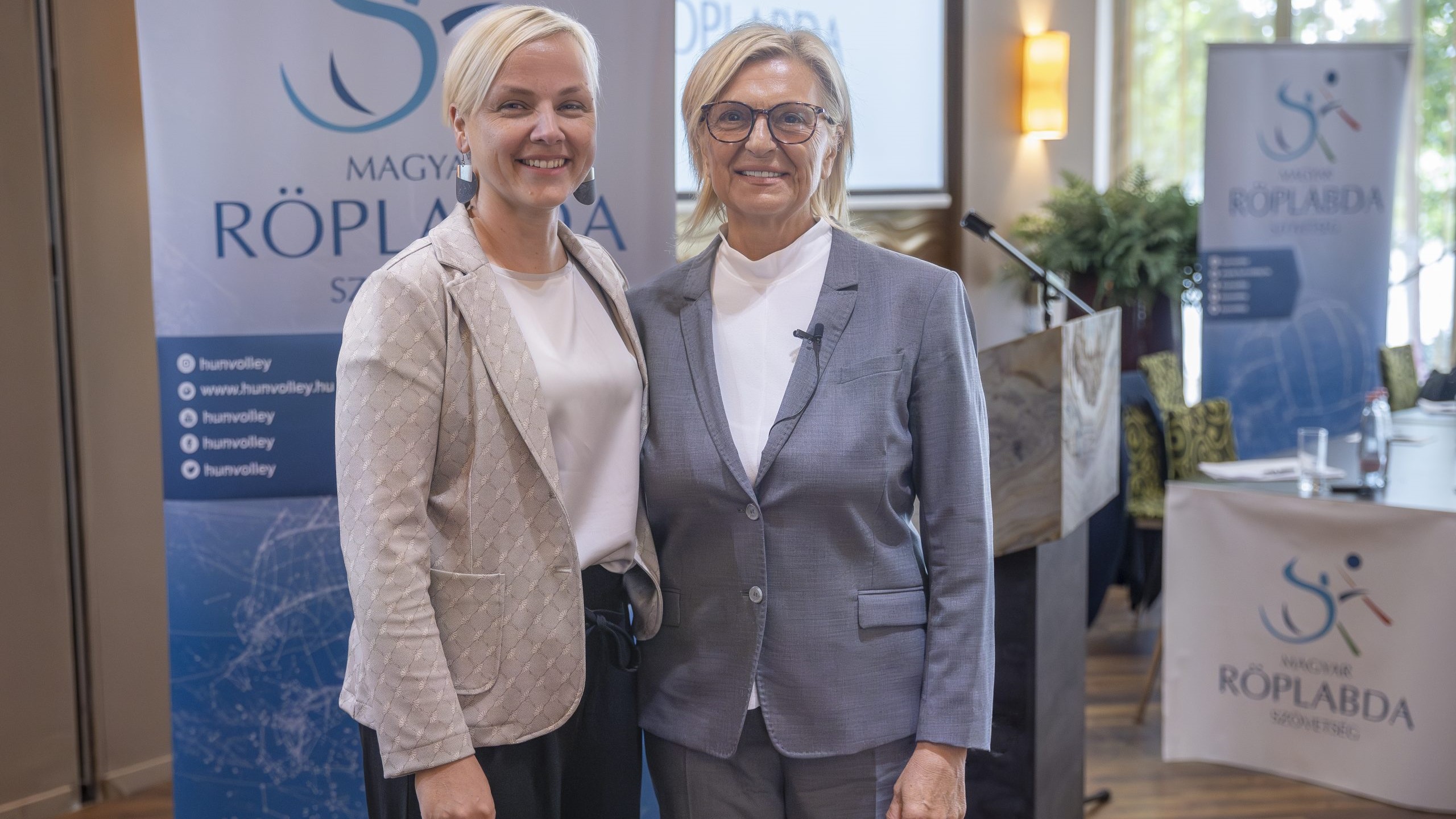 Vatai Gabriella és Bardi Gyöngyi.